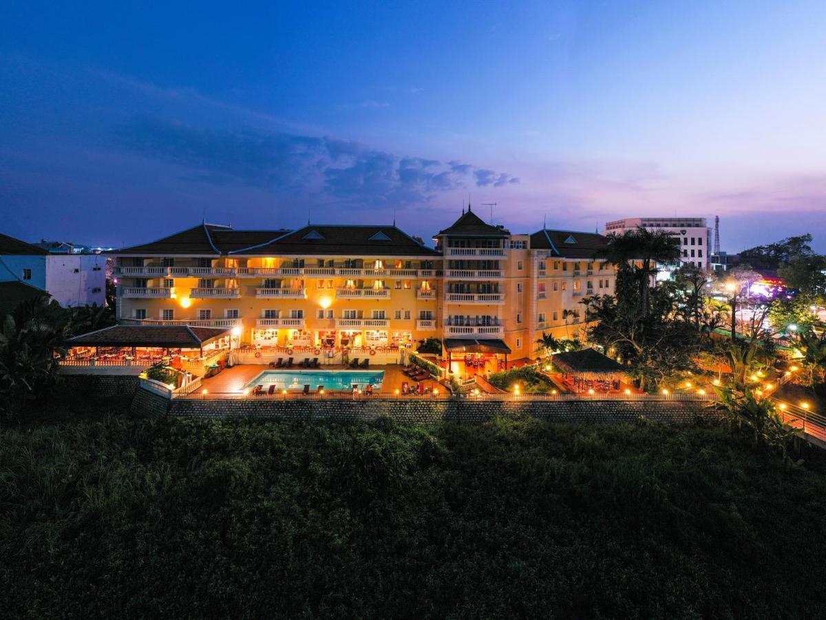 Victoria Chau Doc Hotel Exterior photo